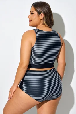 Plus Size Black Stripes...