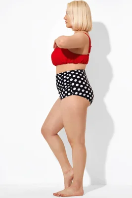 Black & White Spot Ruffles...