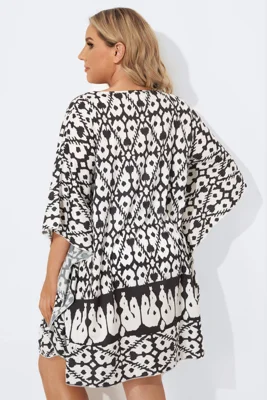 Plus Size Black & White...