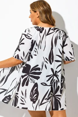 Loose Graphic Print Short...