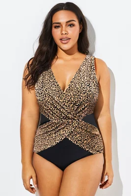 Plus Size Leopard Print...