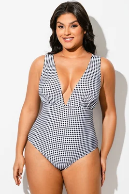 Gingham V-neck Low-cut Leg...