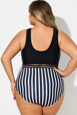 Black & White Round Neck...