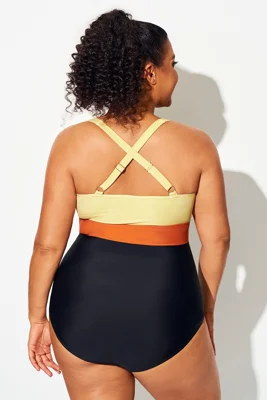 Colorblock Contrast Twist...