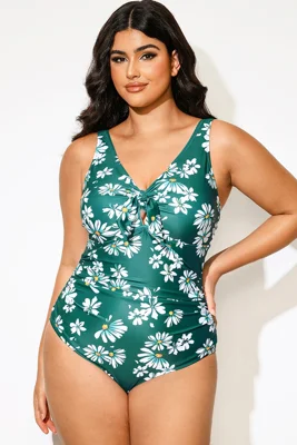 Plus Size Daisy Print...