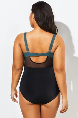 V-Neck Colorblock Tummy...