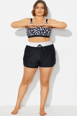 Plus Size Black & White Mid...