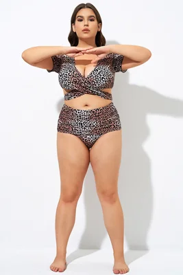 Plus Size Leopard Print...